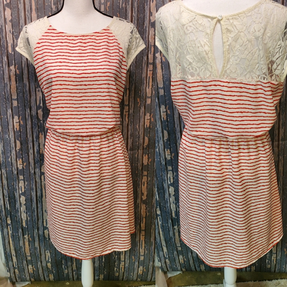 Dress - Picture 1 of 2